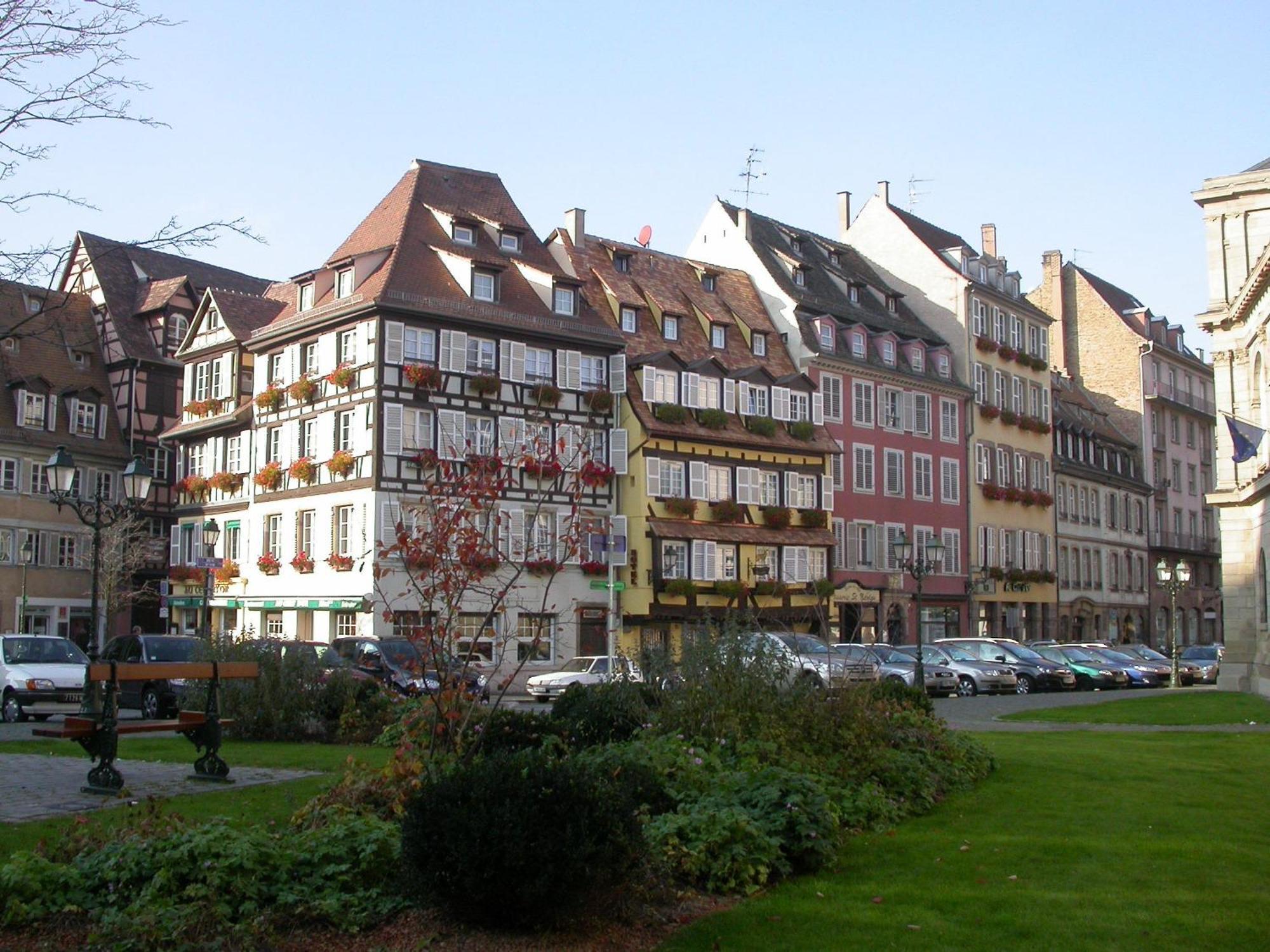 Logis Hotel Restaurant Au Cerf D'Or Strasbourg Exteriör bild