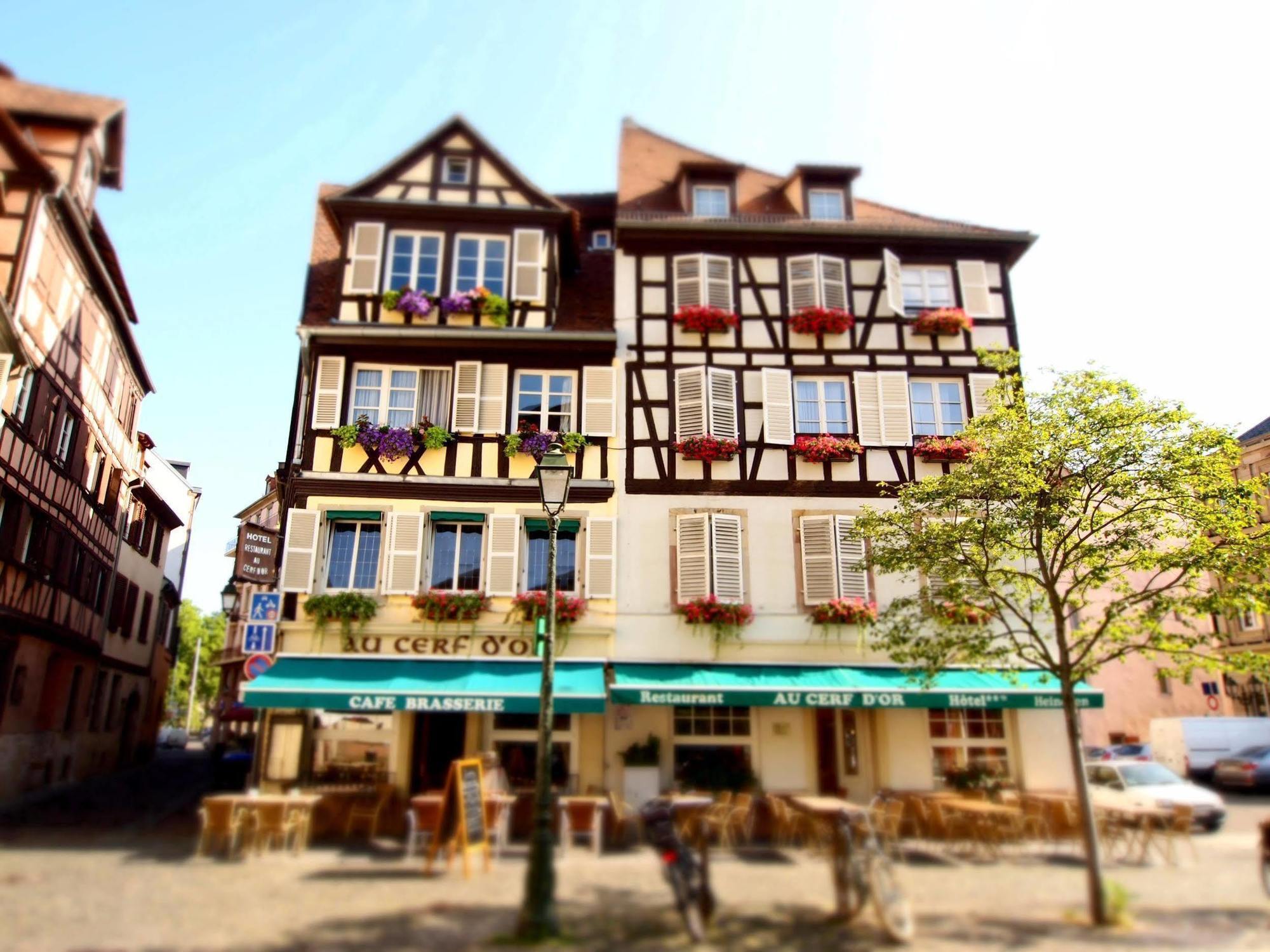 Logis Hotel Restaurant Au Cerf D'Or Strasbourg Exteriör bild